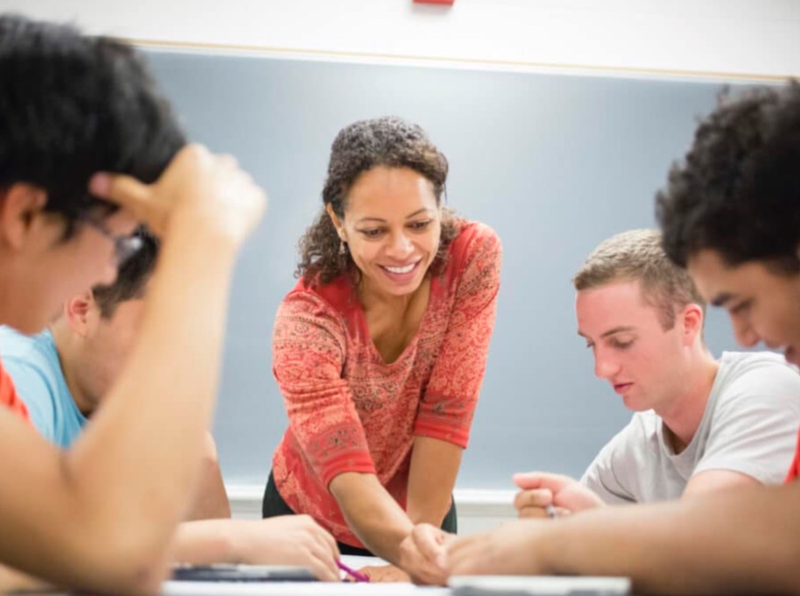 Dr. Nadya Mason with students.